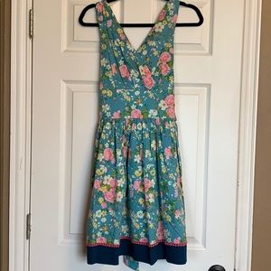 Matilda Jane Floral dress sz small NWOT